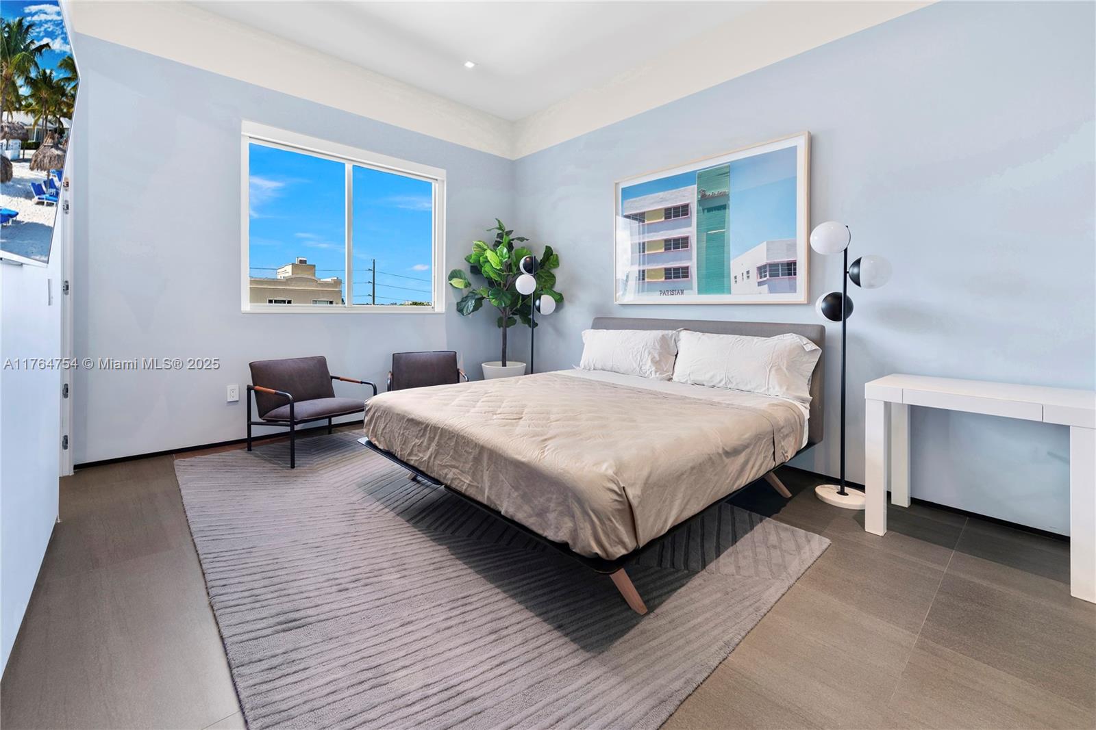 250 WYNWOOD CONDO - Residential
