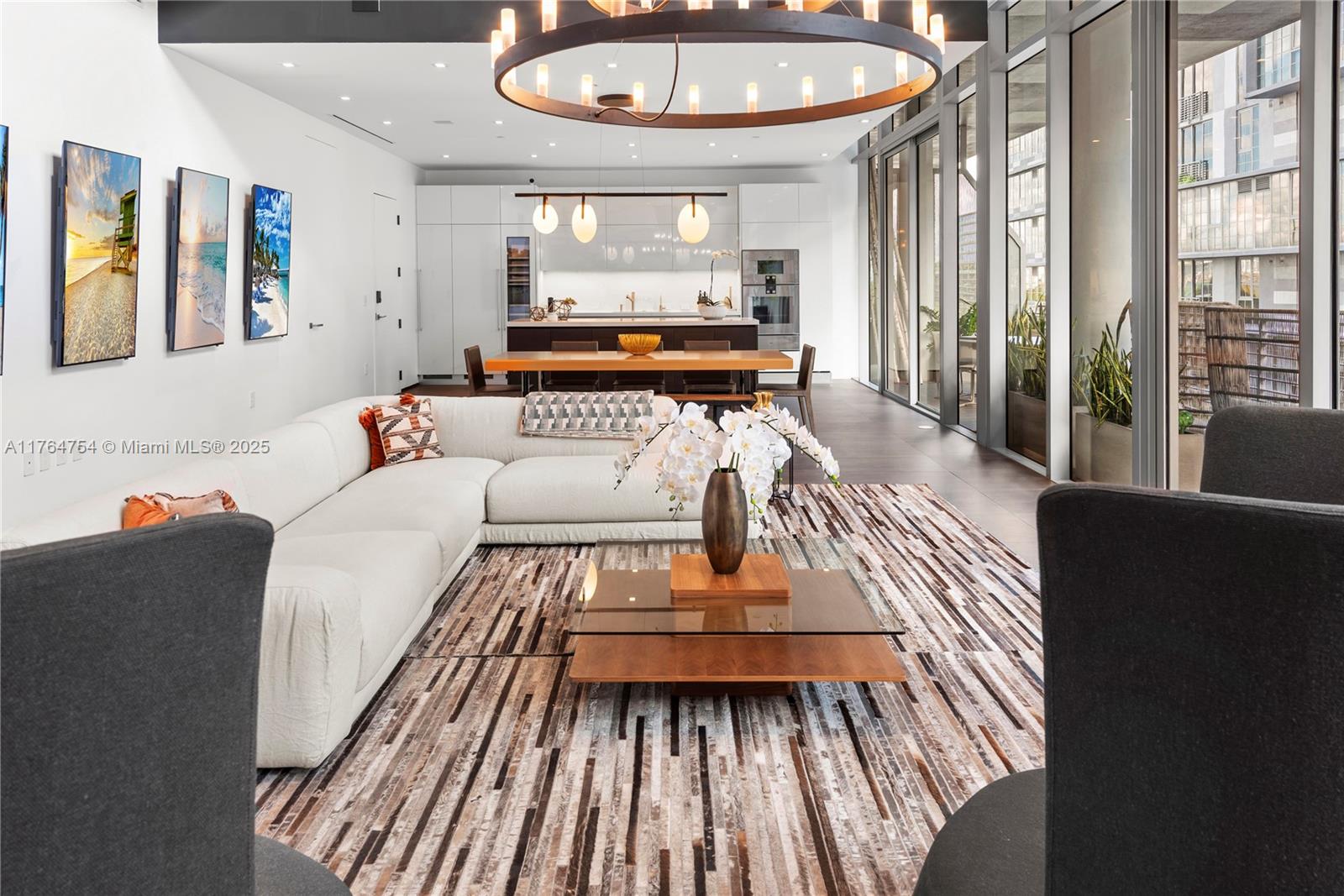 250 WYNWOOD CONDO - Residential