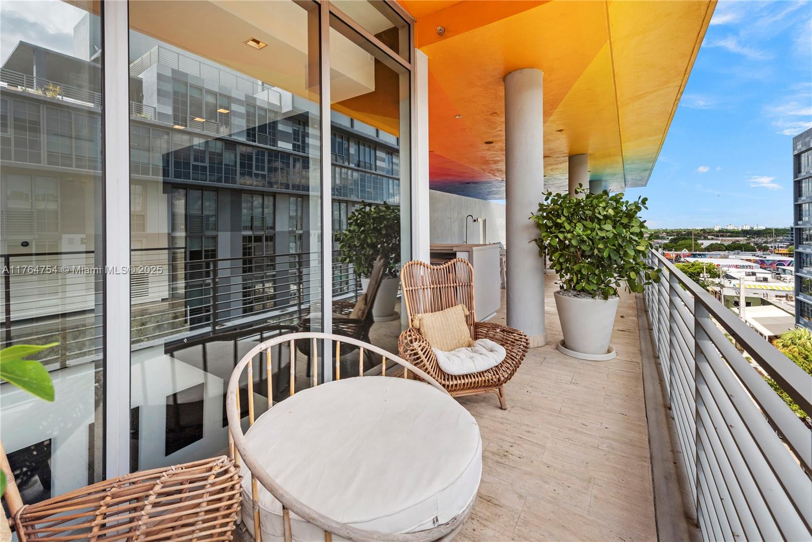 250 WYNWOOD CONDO - Residential