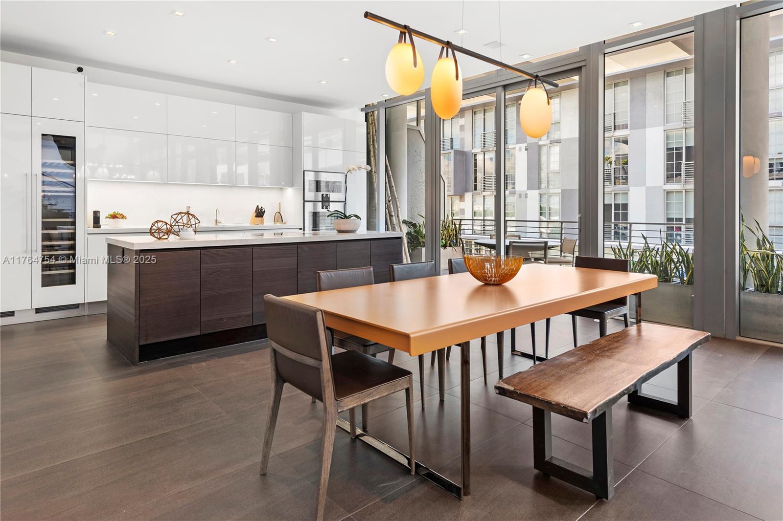 250 WYNWOOD CONDO - Residential