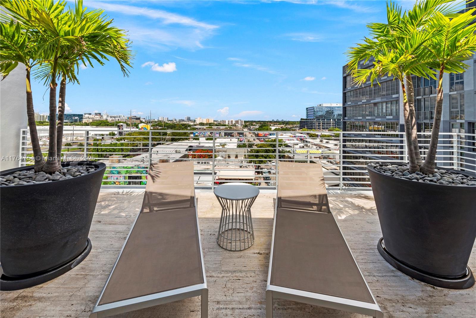250 WYNWOOD CONDO - Residential