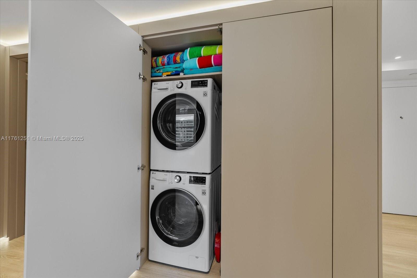 COMMODORE CLUB SOUTH COND - Residential Lease