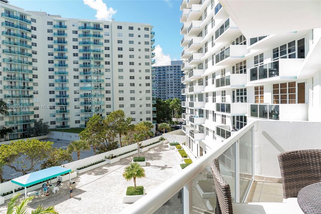 Photo of 3725 S Ocean Dr #608, Hollywood, FL 33019 (MLS # A11363925)