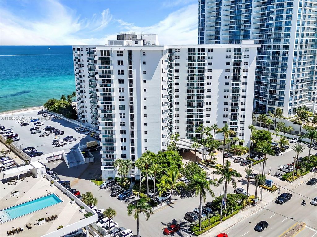 Photo of 3001 S Ocean Dr #403, Hollywood, FL 33019 (MLS # A11860567)