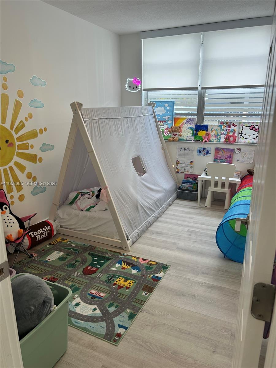 THE ATRIUM CONDO - Residential