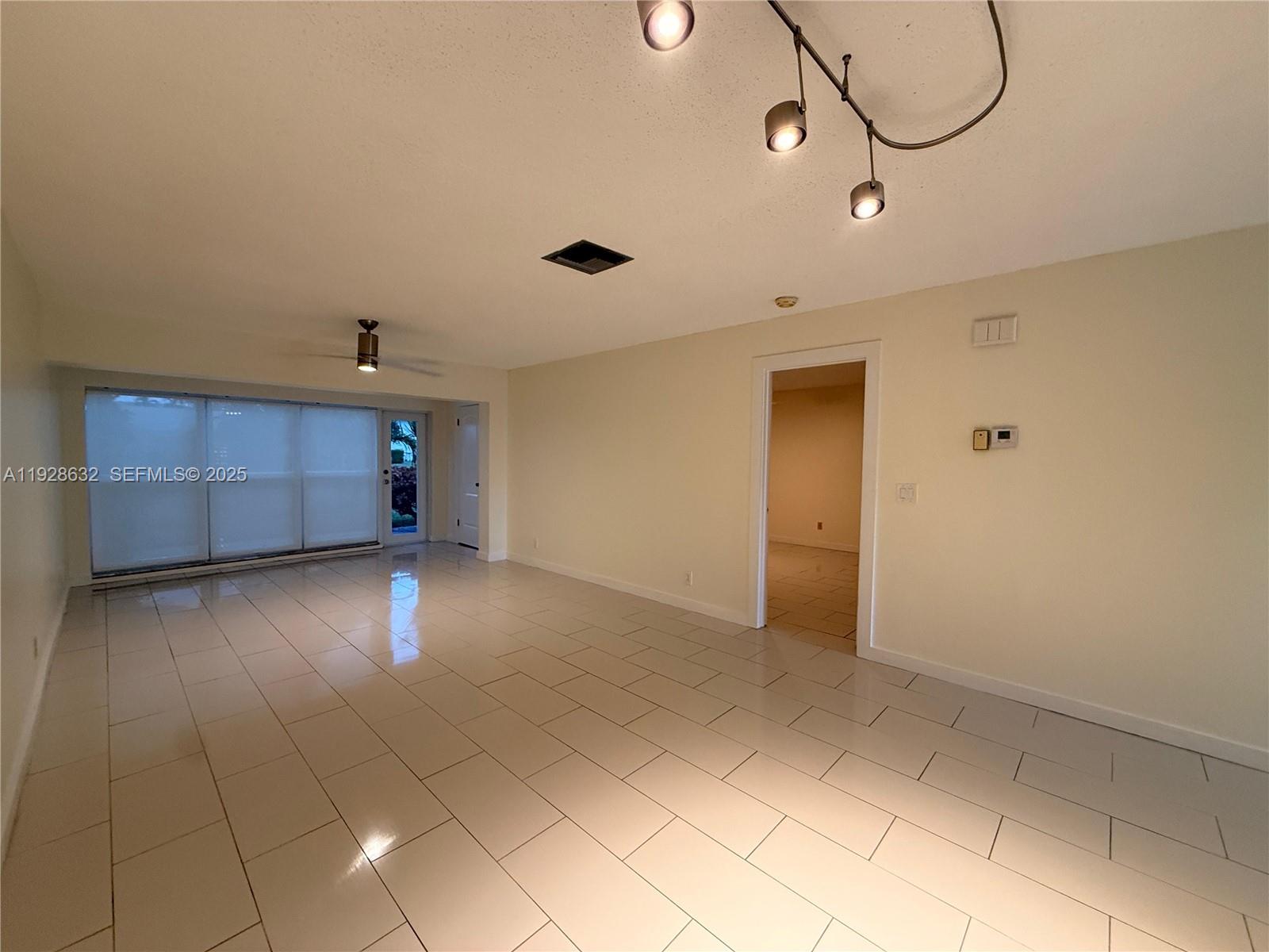 PALM GREENS AT VILLA DEL - Residential Lease