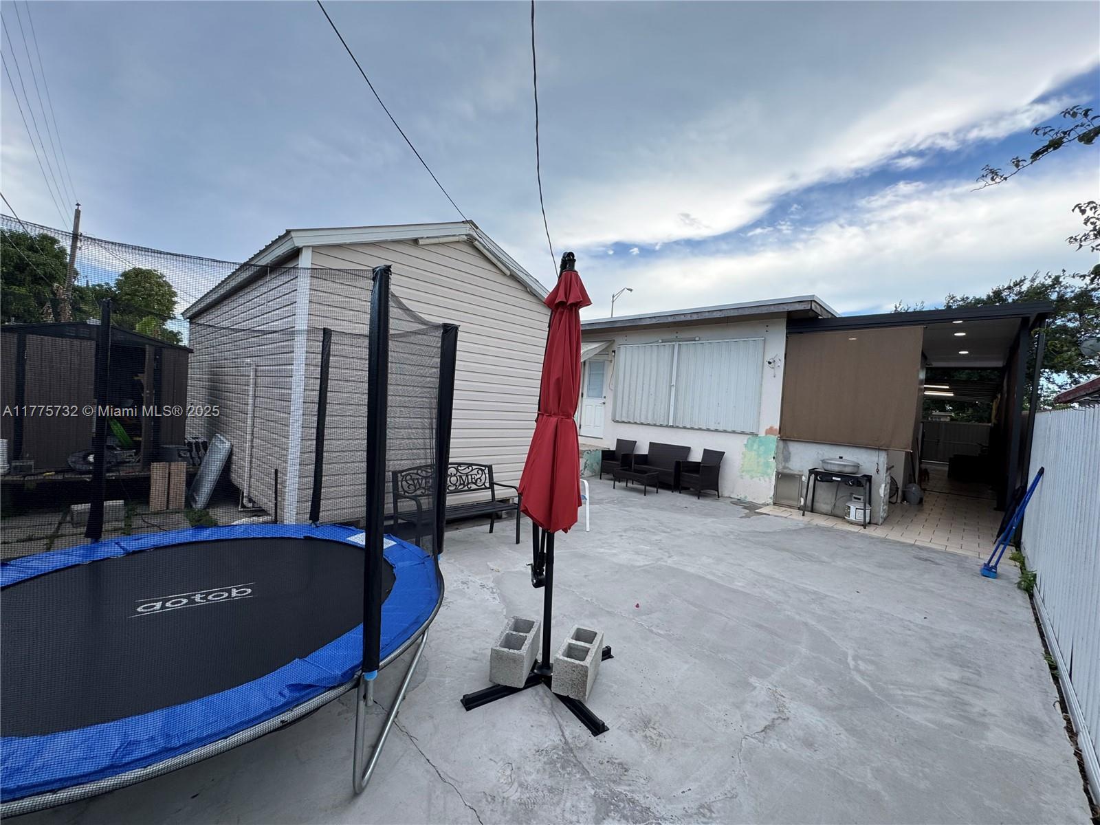 HIALEAH PARK - Residential