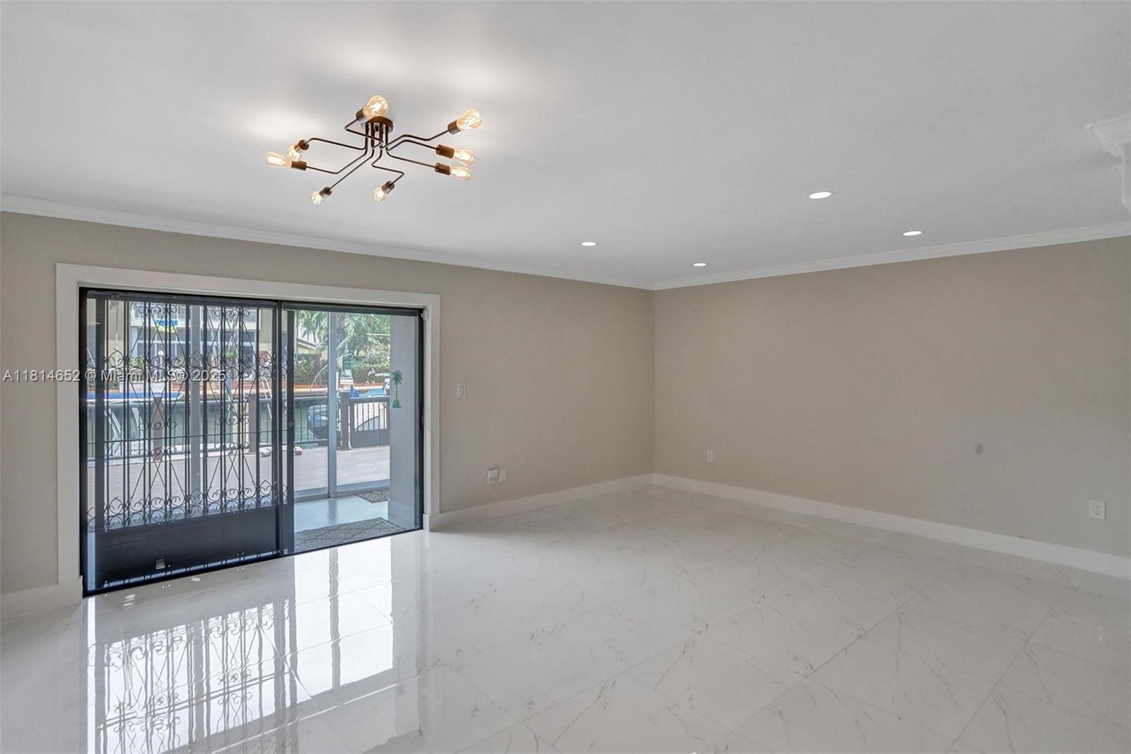 BEACH CLUB VILLAS CONDO II - Residential Lease