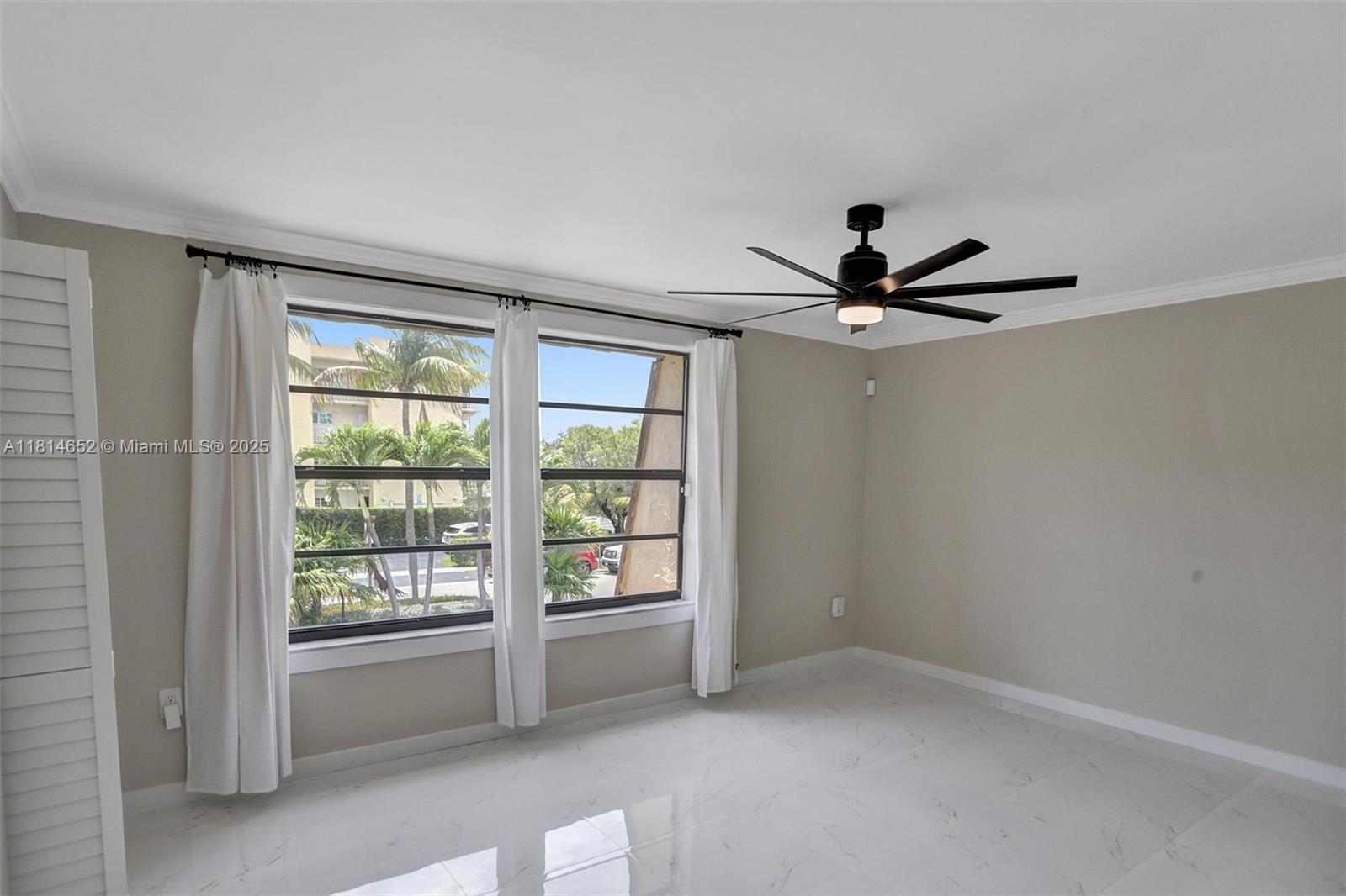 BEACH CLUB VILLAS CONDO II - Residential Lease