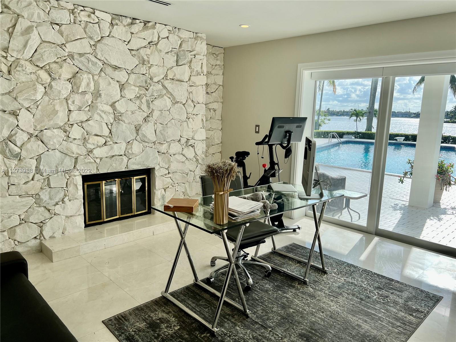 LAKESHORE SEC ONE - Residential