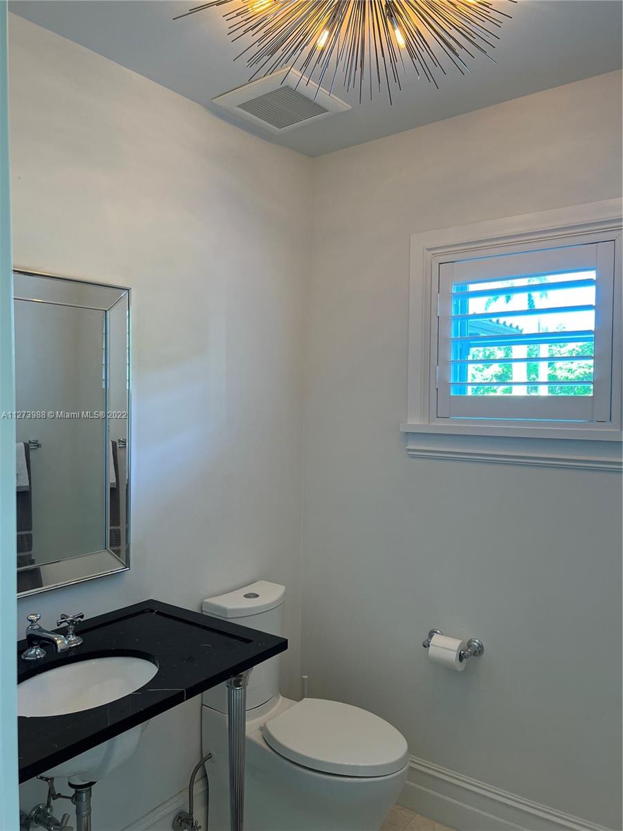 LAKESHORE SEC ONE - Residential