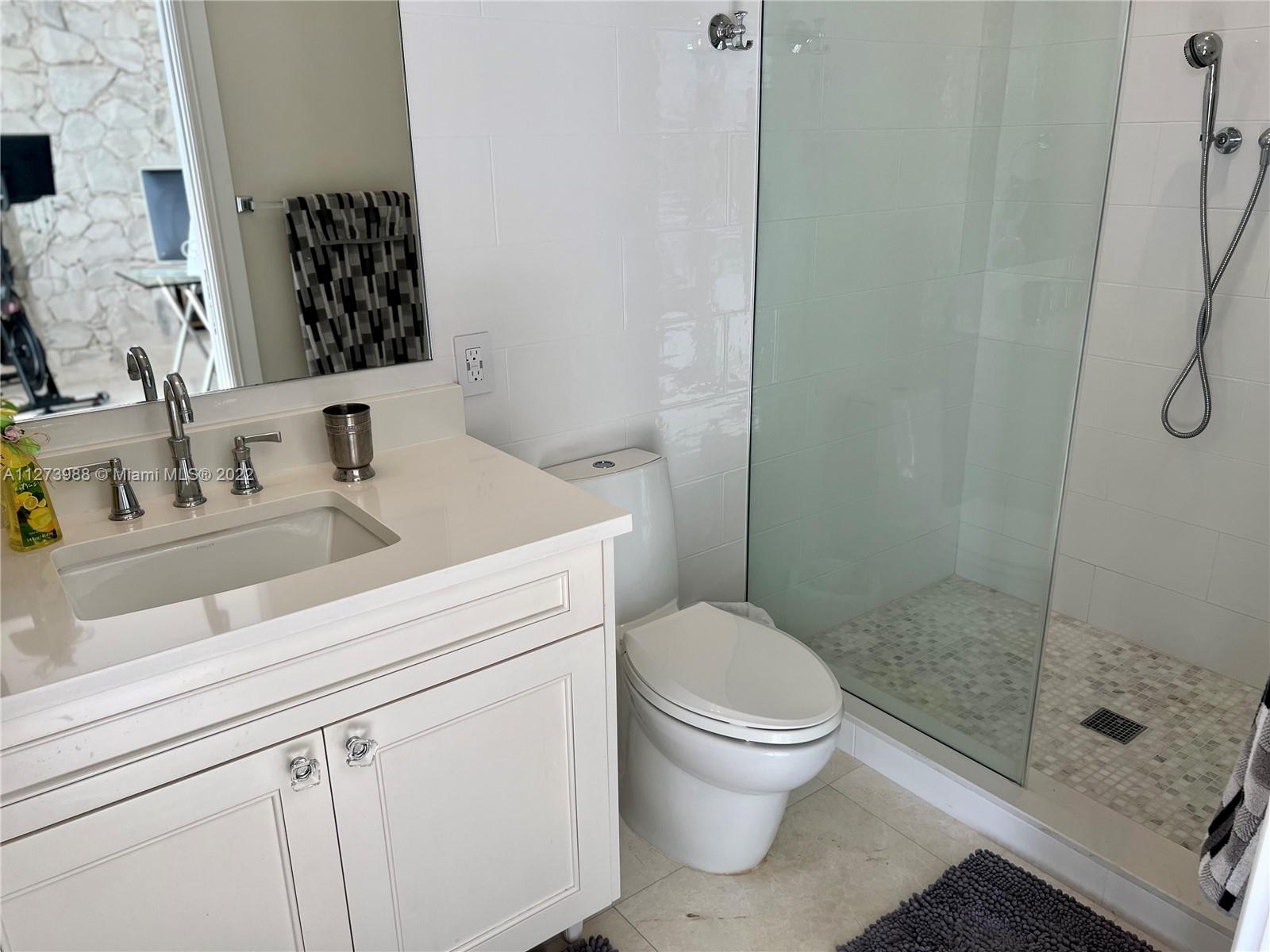 LAKESHORE SEC ONE - Residential
