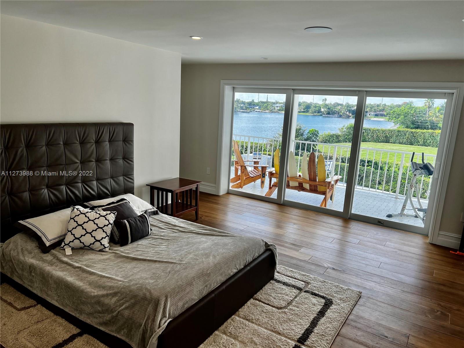 LAKESHORE SEC ONE - Residential