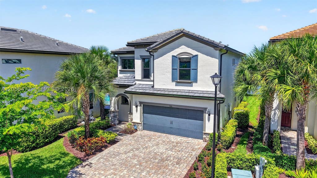 Photo of 4460 Gramercy Dr, Oakland Park, FL 33309 (MLS # A12055471)