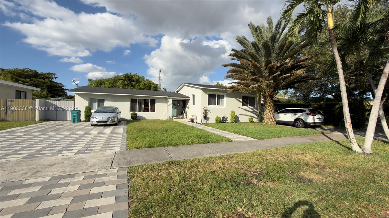 CORAL WAY VILLAGE SEC A P - Residential