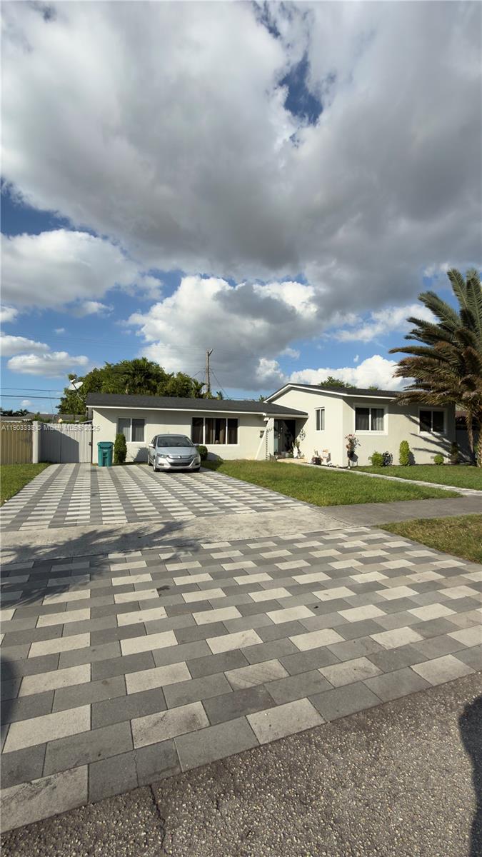 CORAL WAY VILLAGE SEC A P - Residential