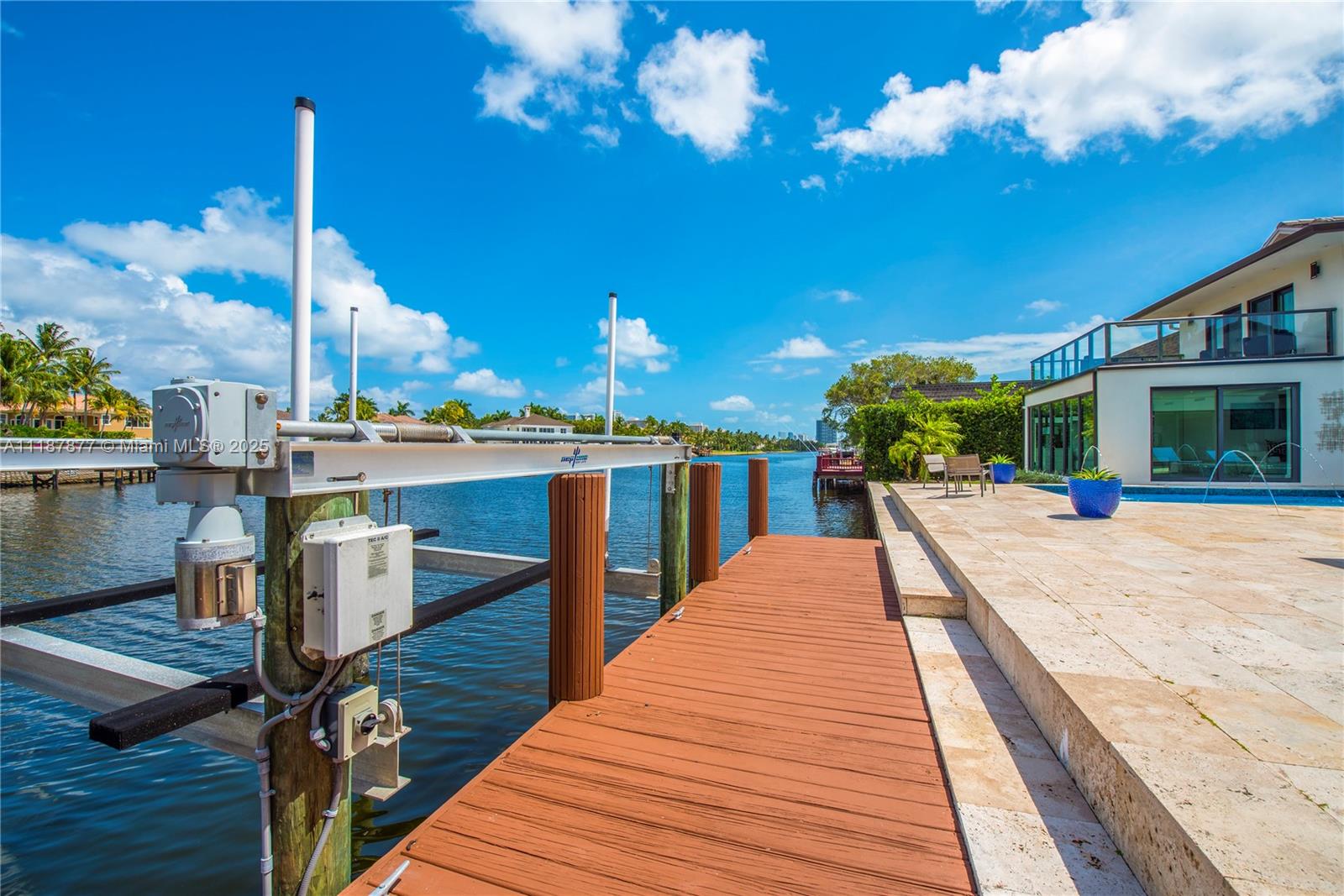 HOLLYWOOD GOLF ESTATES SE - Residential Lease