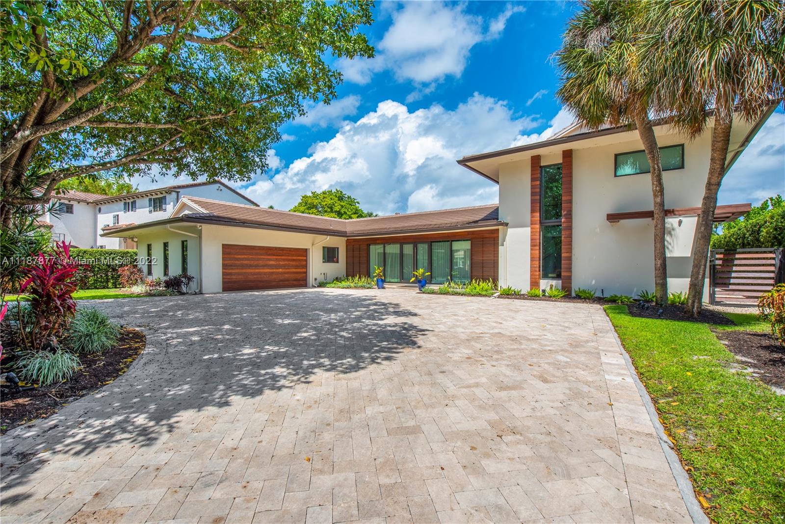 1025 Diplomat Pkwy, Hollywood, FL, 33019/$54,000 1 1025 Diplomat Pkwy