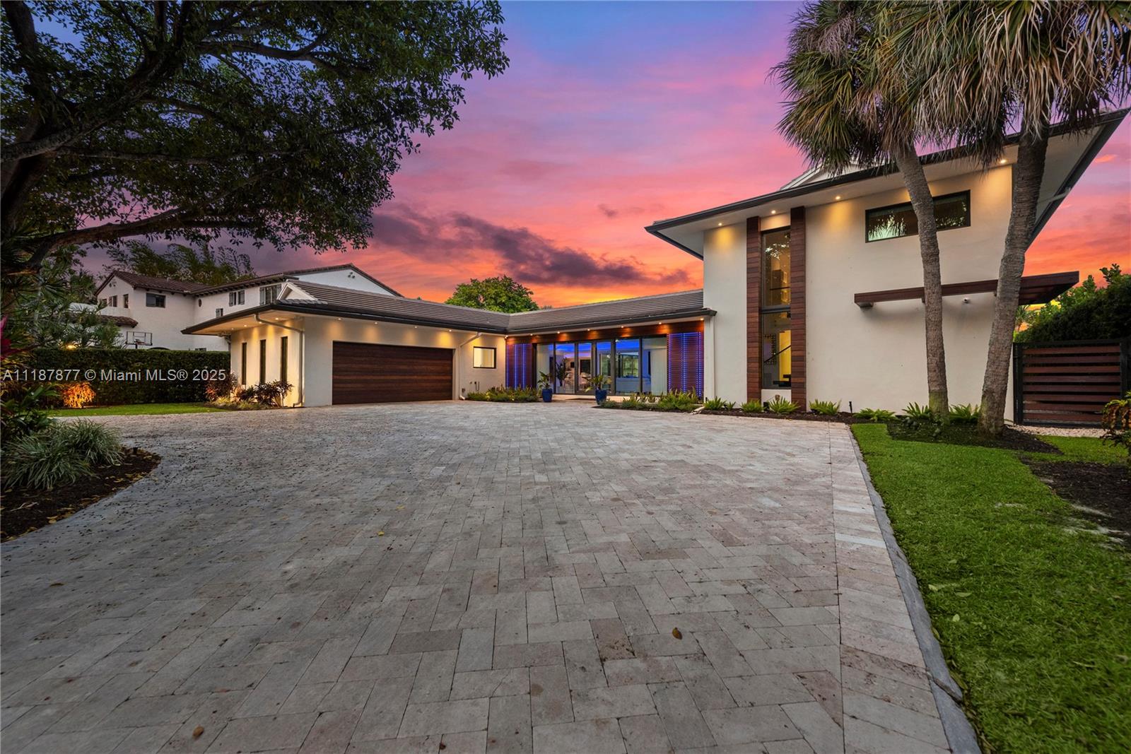 HOLLYWOOD GOLF ESTATES SE - Residential Lease