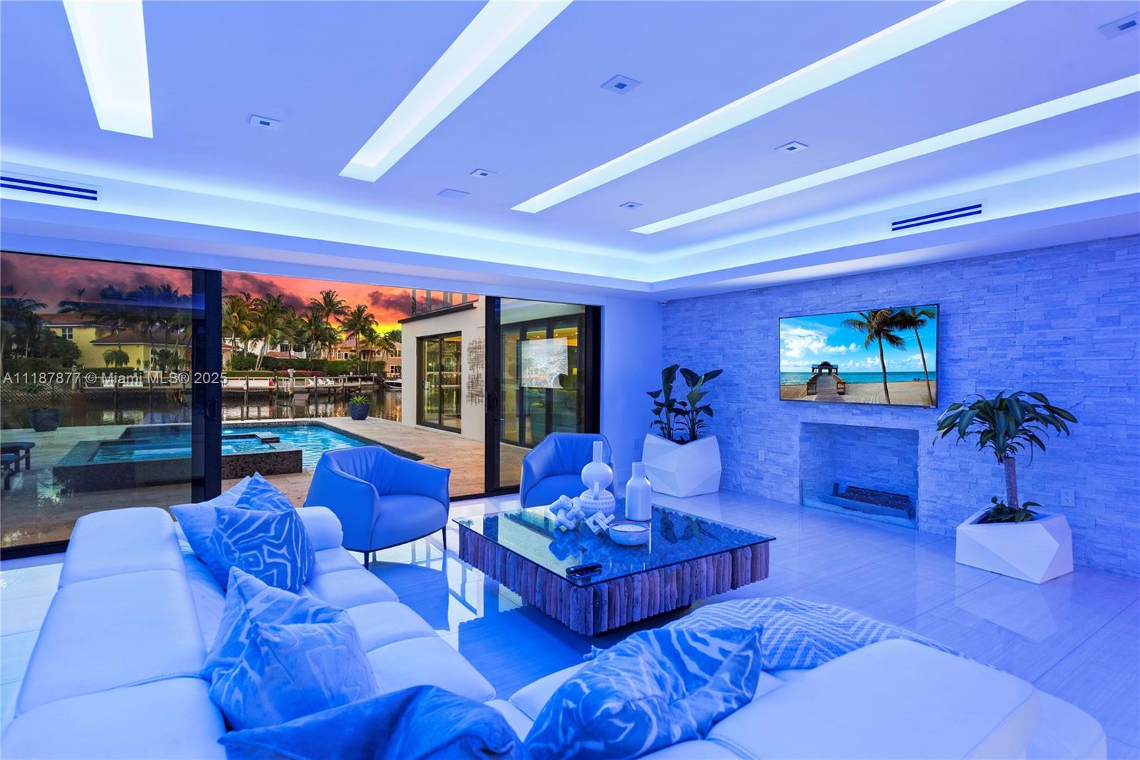 HOLLYWOOD GOLF ESTATES SE - Residential Lease