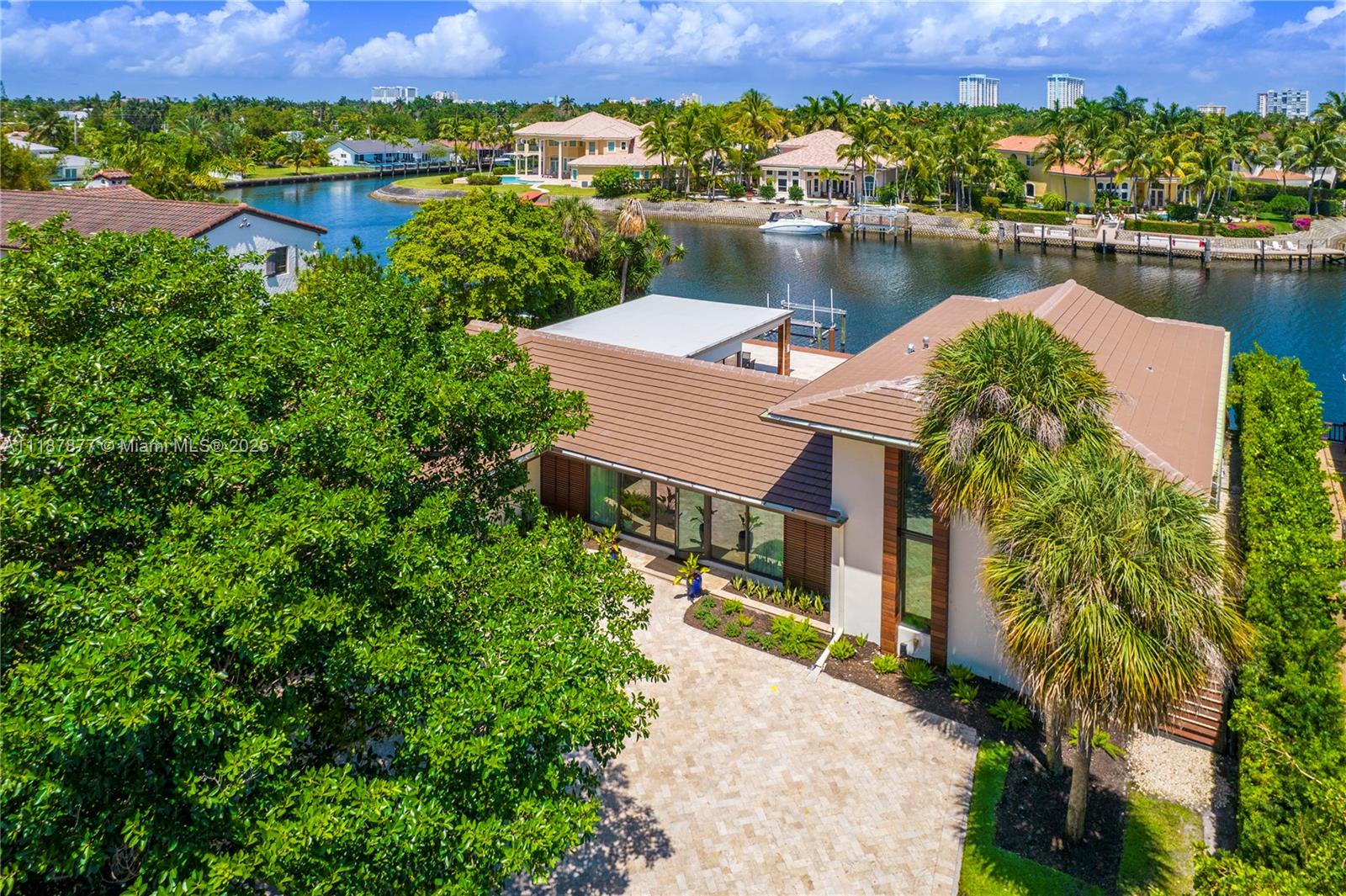 HOLLYWOOD GOLF ESTATES SE - Residential Lease