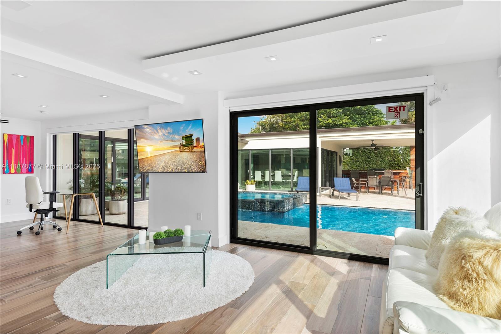 HOLLYWOOD GOLF ESTATES SE - Residential Lease