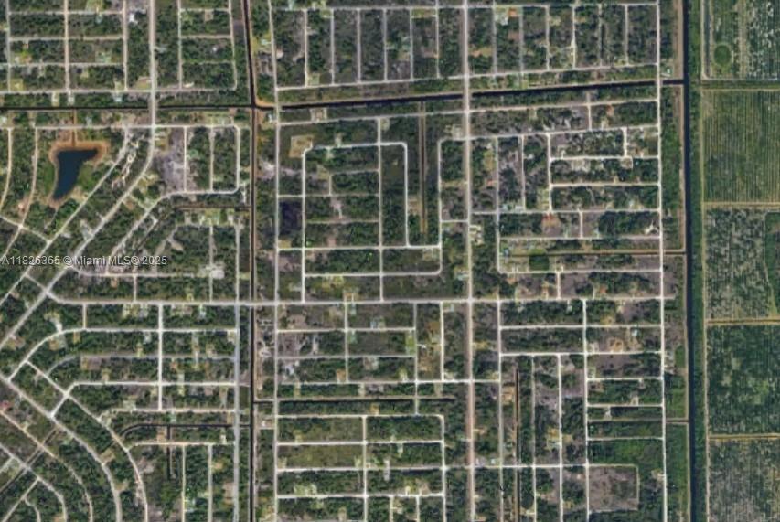 Island Of Happiness - Land