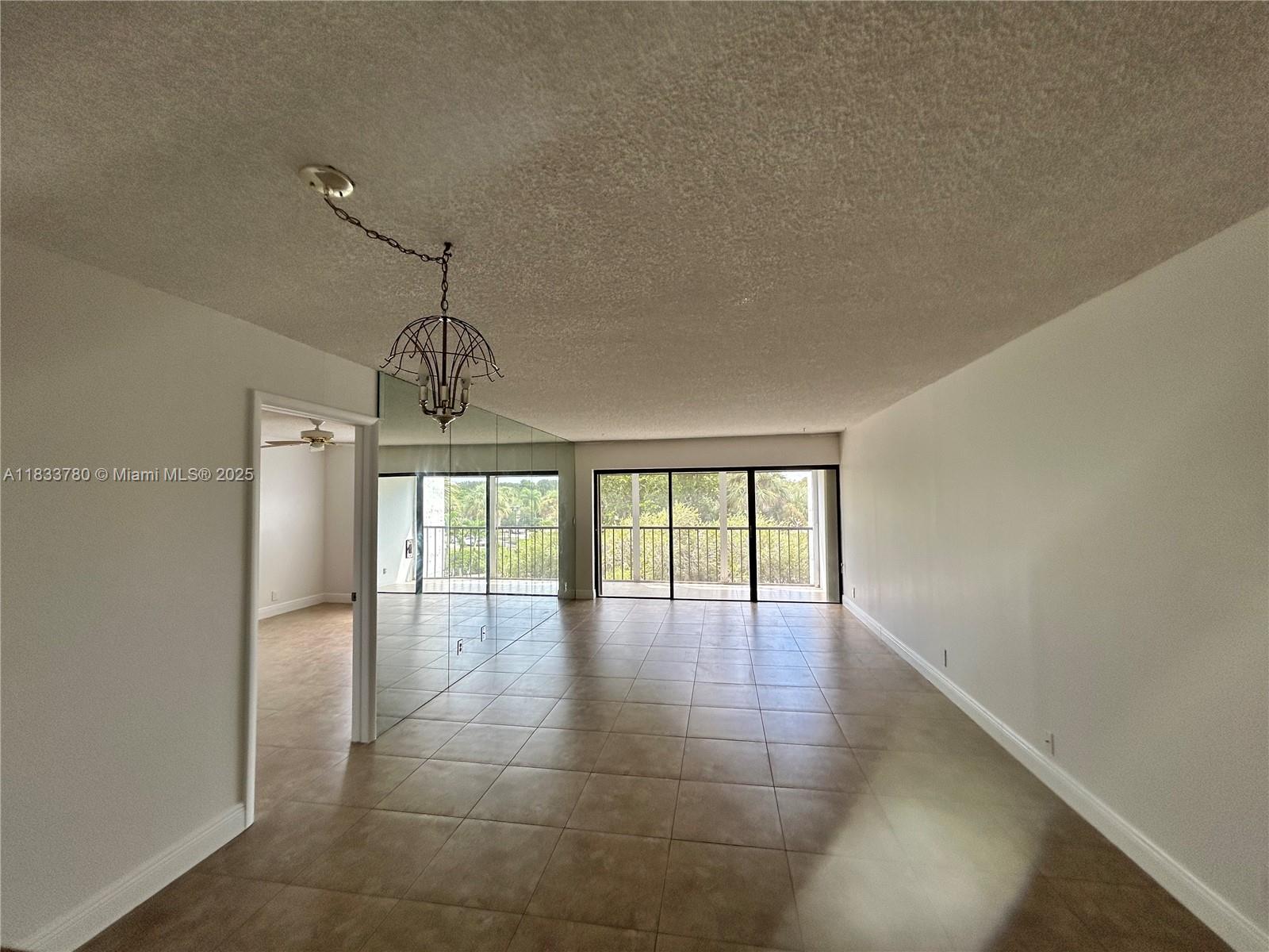 BUILDING SIX OF RACQUET C - Residential Lease