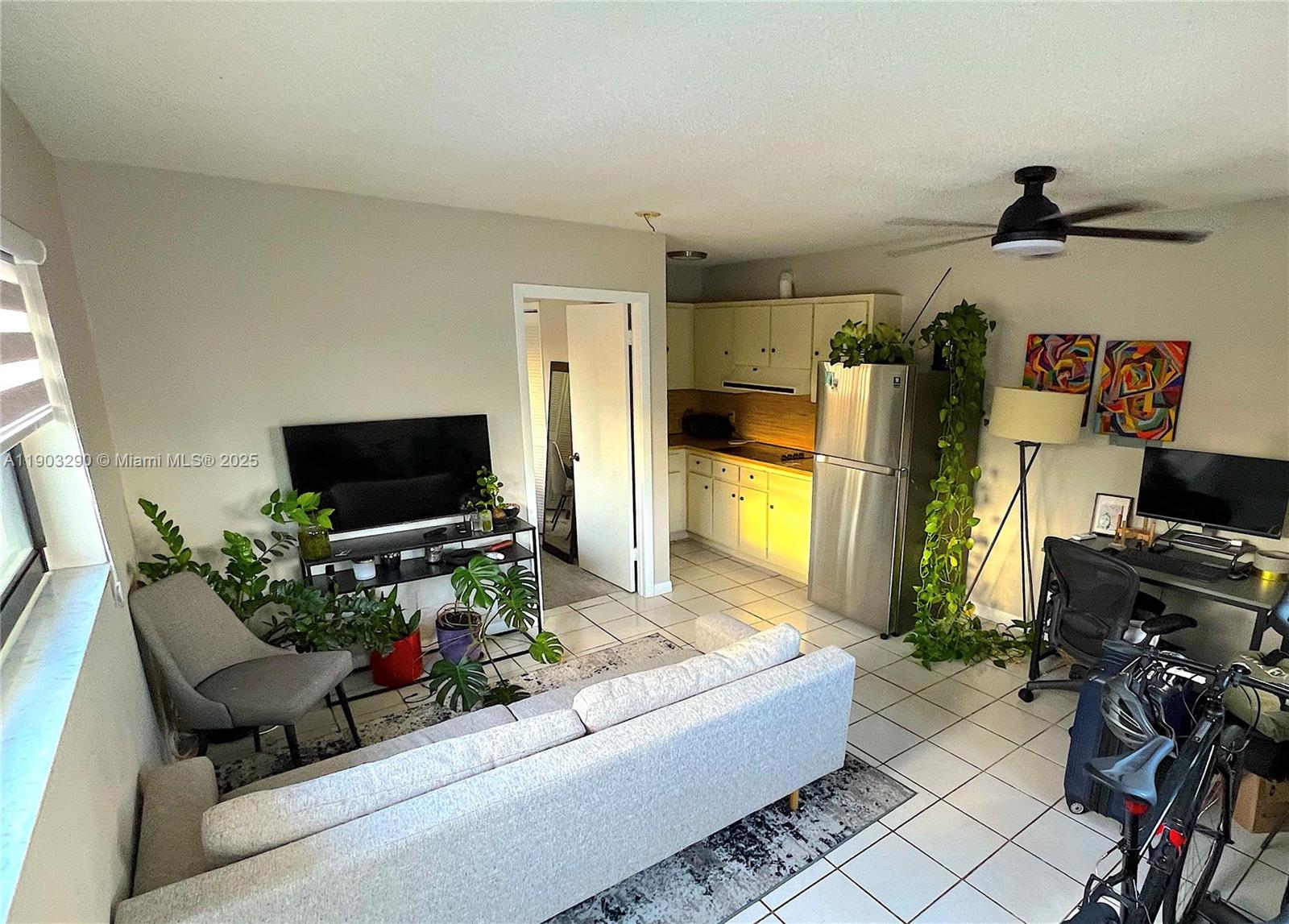 12TH ST MANORS SEC 3 - Residential Income