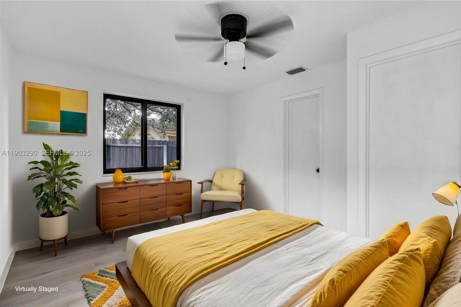 12TH ST MANORS SEC 3 - Residential Income