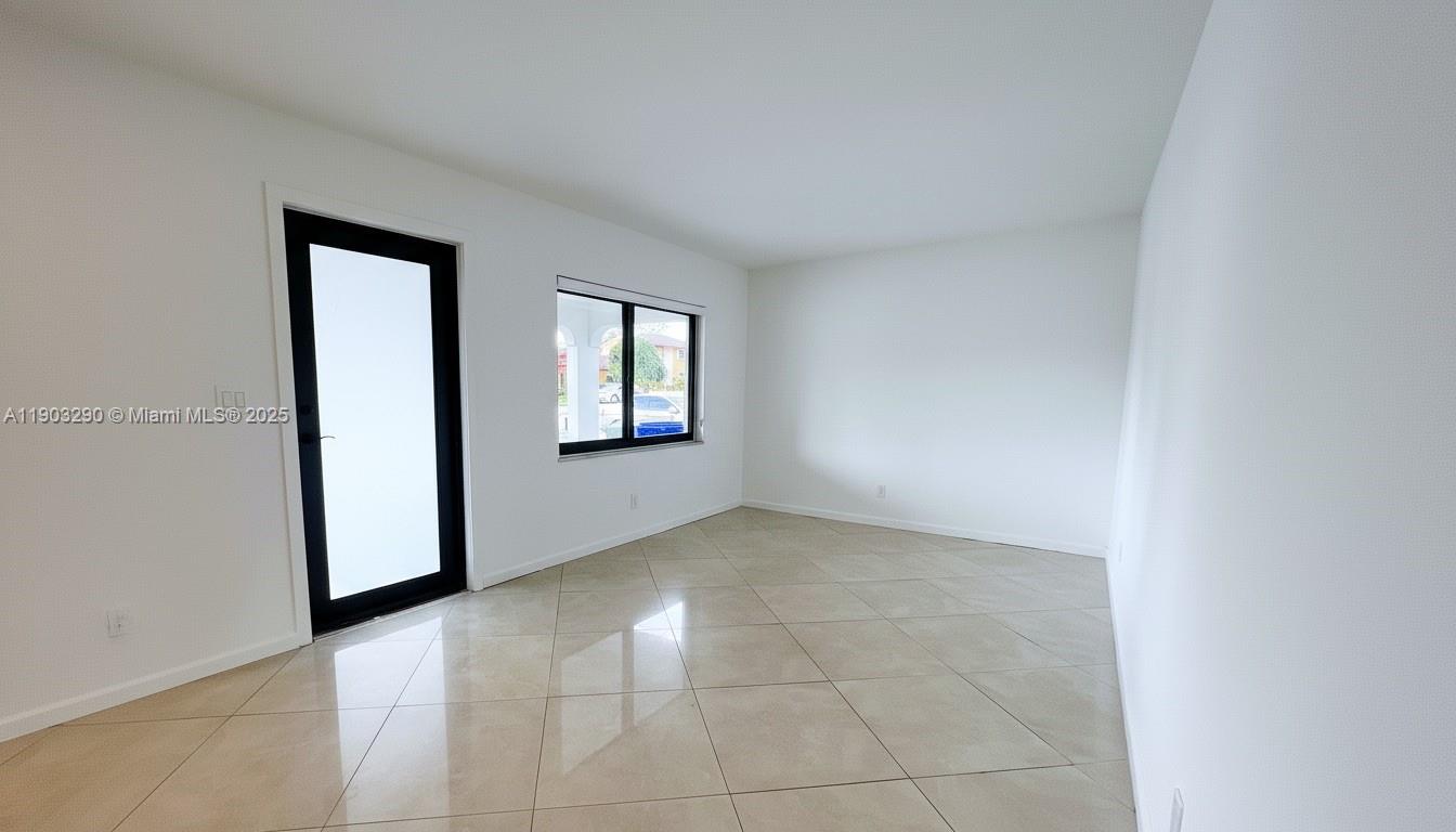 12TH ST MANORS SEC 3 - Residential Income