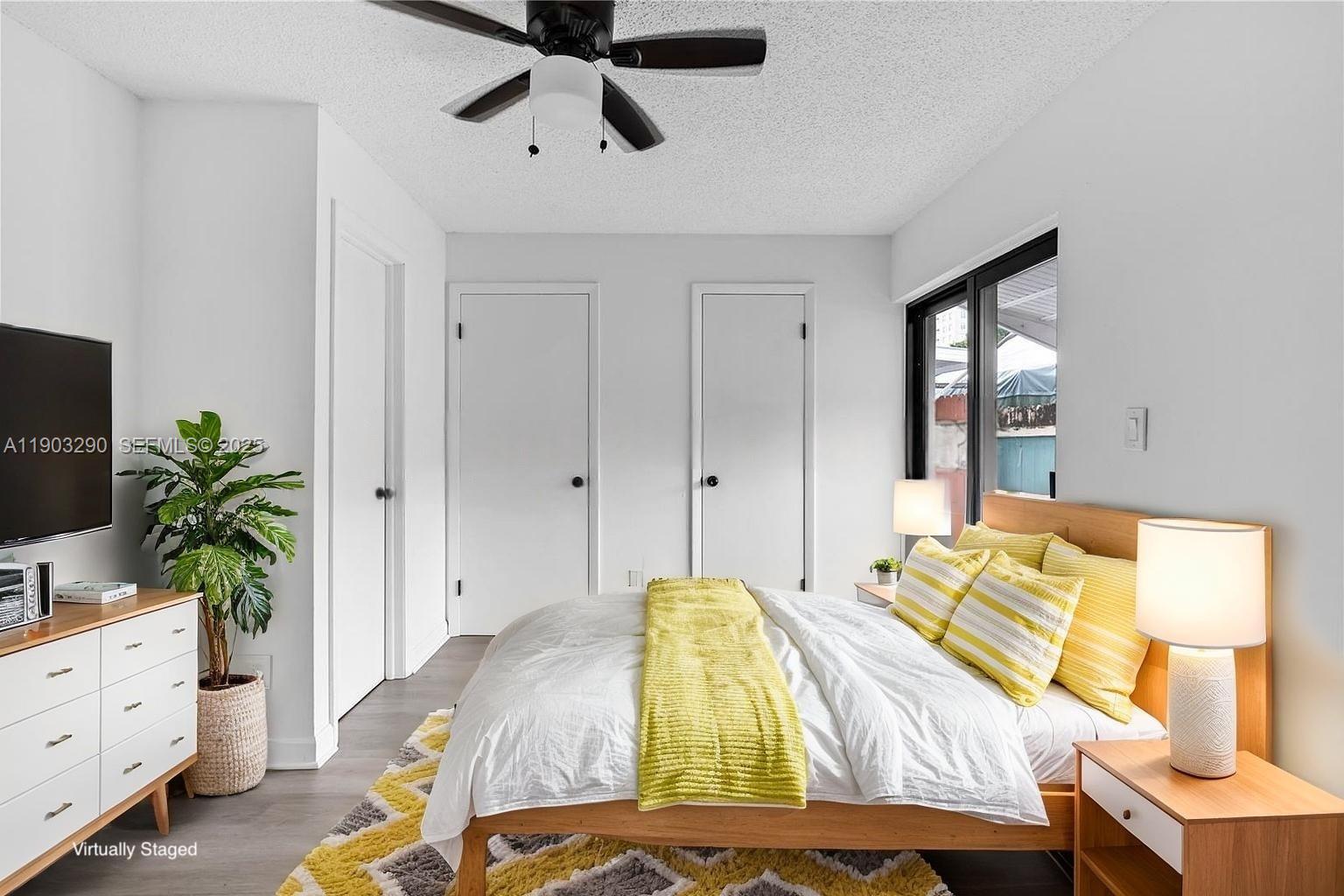 12TH ST MANORS SEC 3 - Residential Income