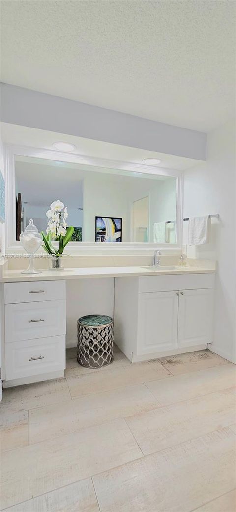 Tiny photo for 5551 Lakeview Mews Dr, Boynton Beach, FL 33437 (MLS # A12007926)