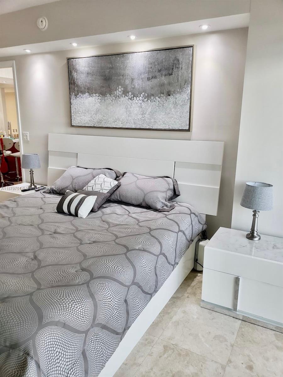 BEACH CLUB TWO - Residential Lease