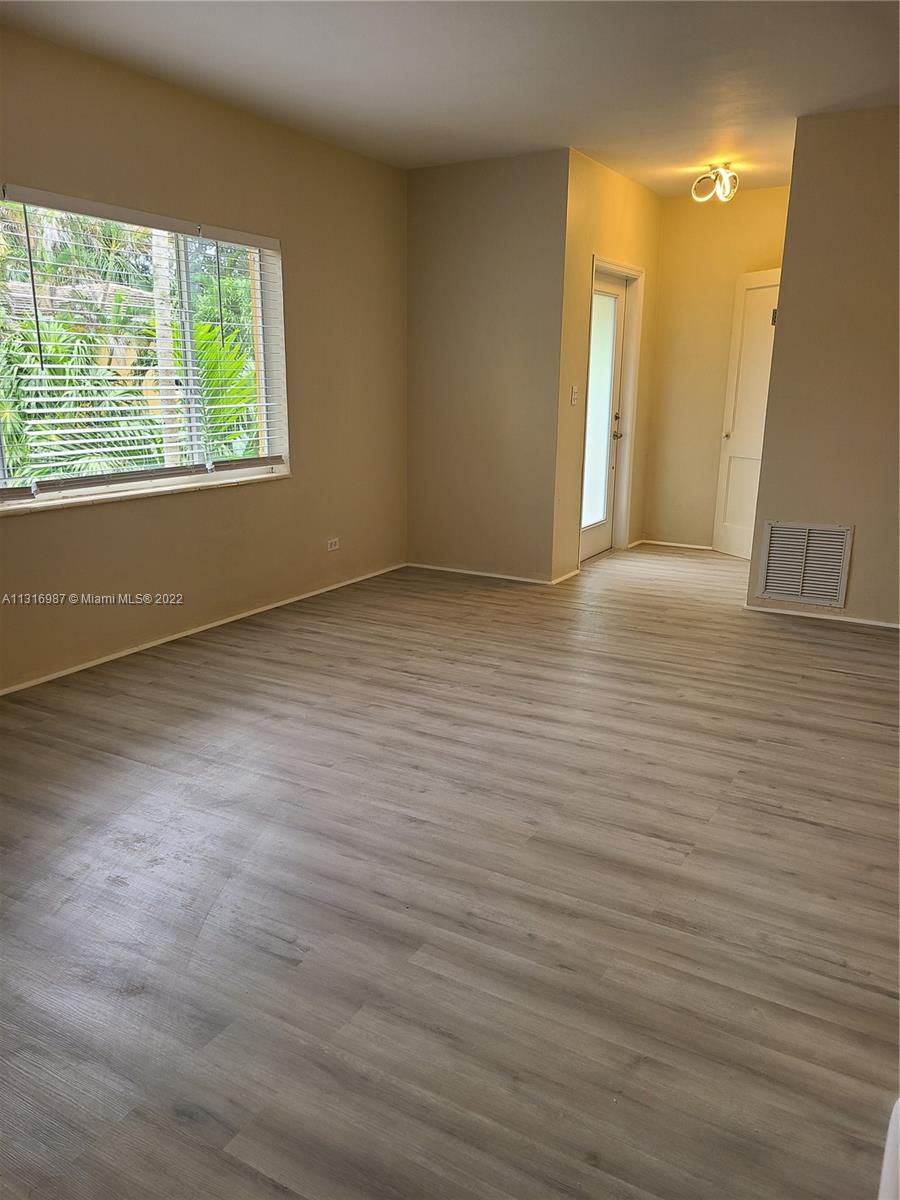 VICTORIA PARK GARDEN COND - Residential Lease