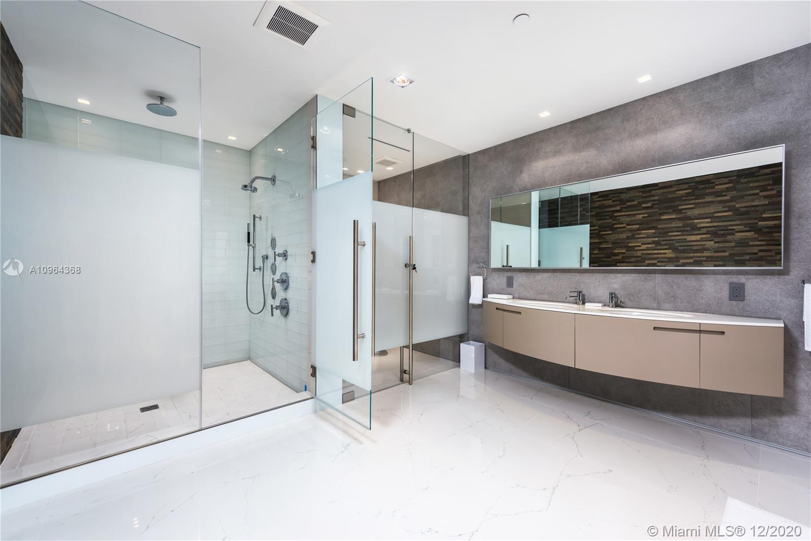 BAL HARBOUR NORTH SOUTH C - Residential