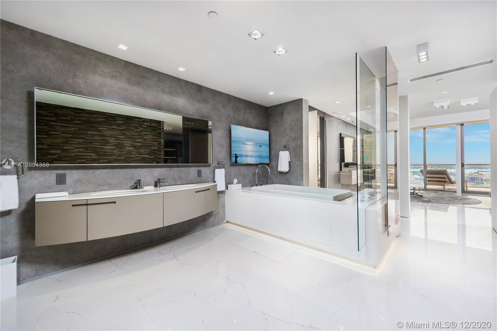 BAL HARBOUR NORTH SOUTH C - Residential