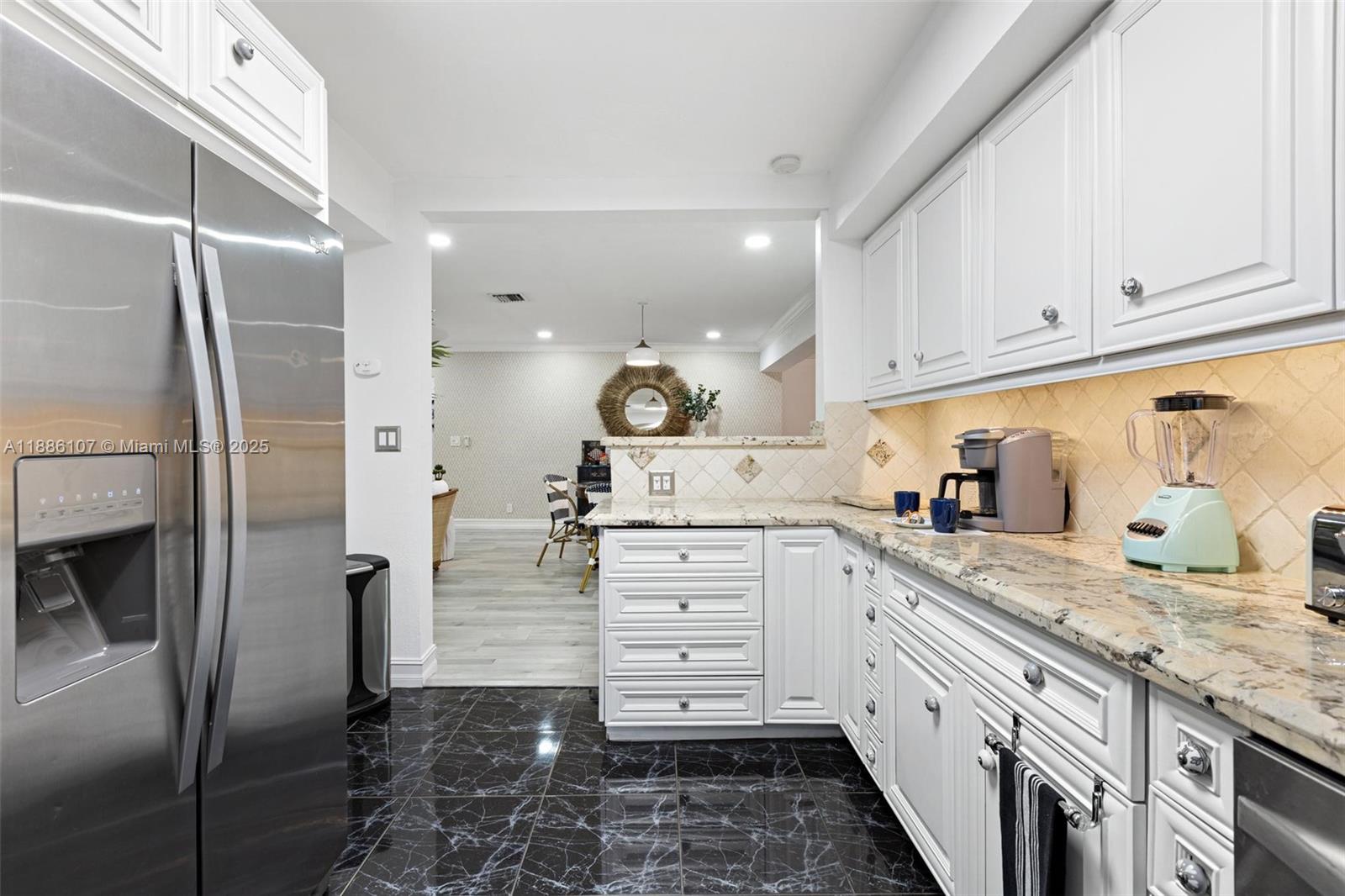 POMPANO BEACH ESTATES - Residential