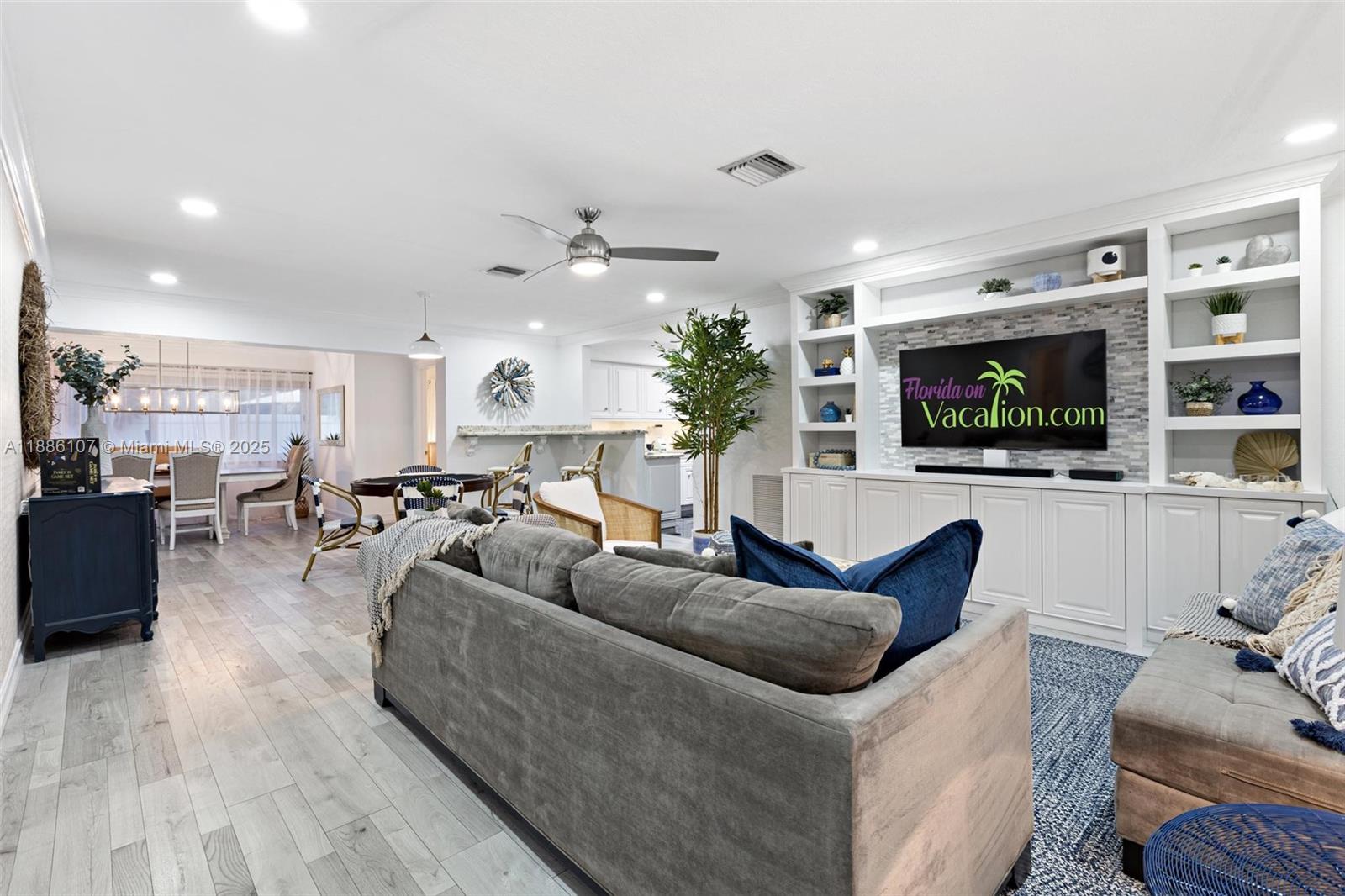 POMPANO BEACH ESTATES - Residential