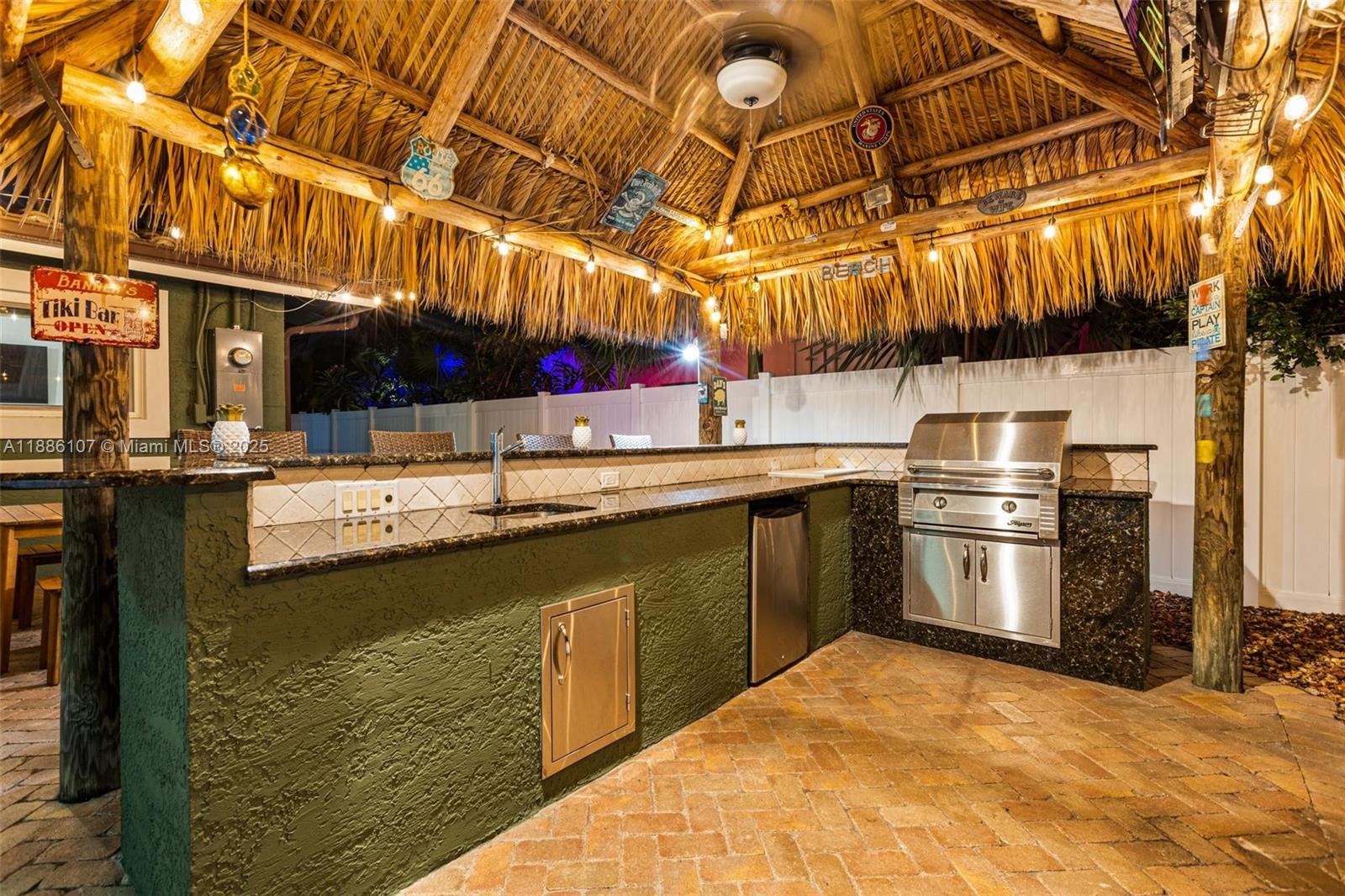 POMPANO BEACH ESTATES - Residential