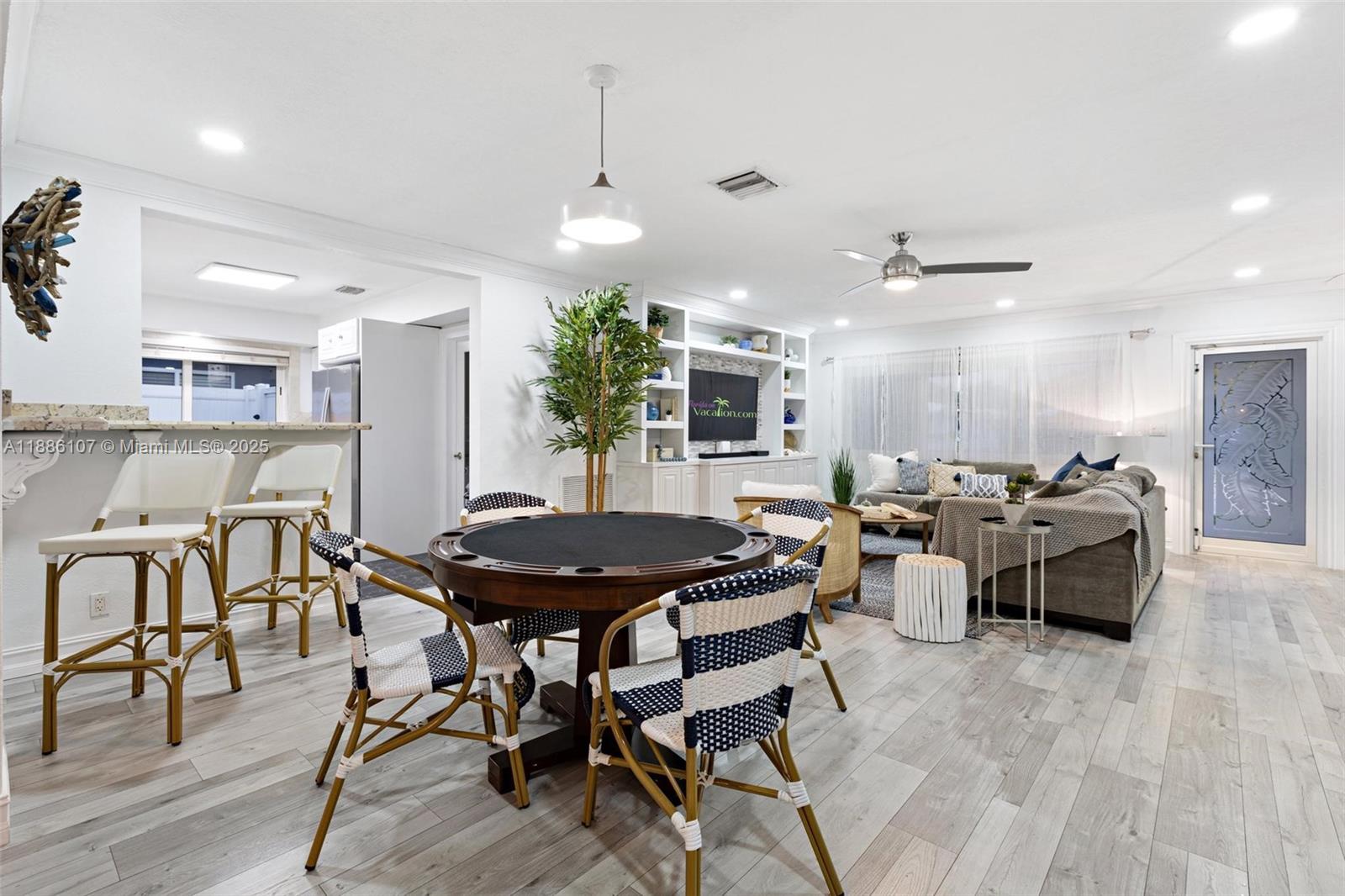 POMPANO BEACH ESTATES - Residential