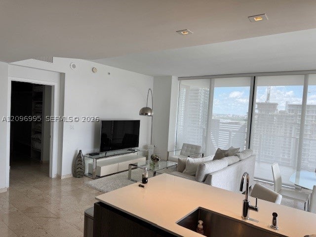 68 SE 6th St 2412
