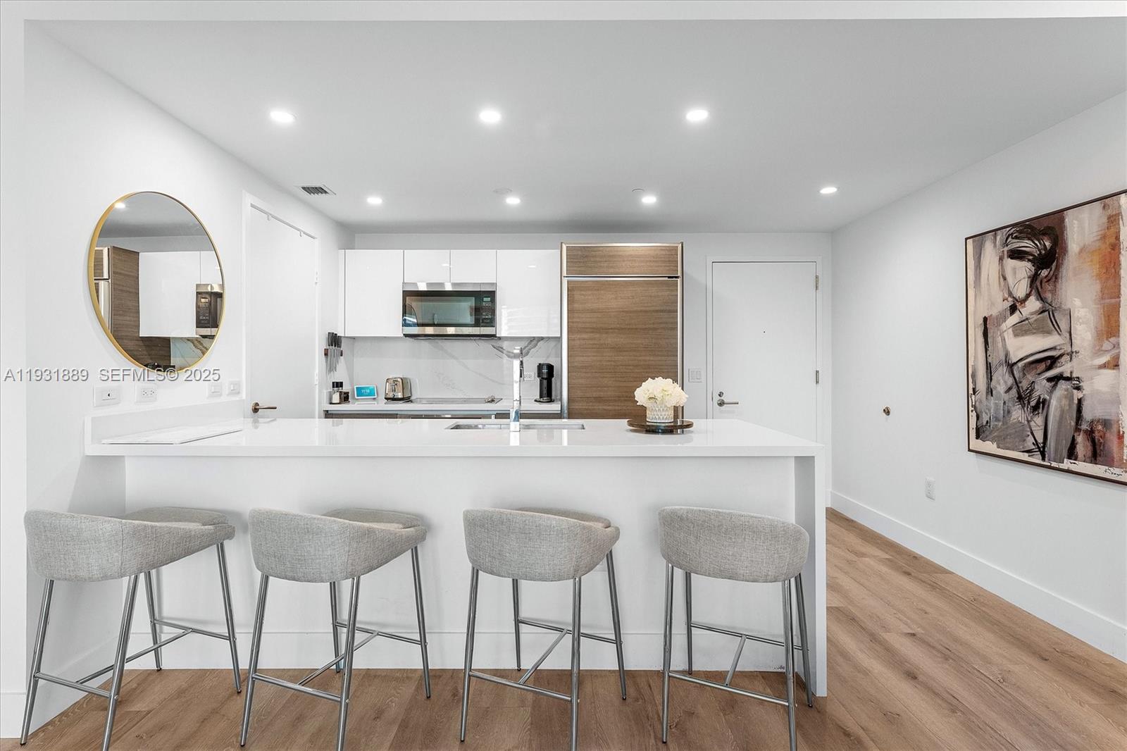 1100 MILLECENTO RESIDENCE - Residential Lease