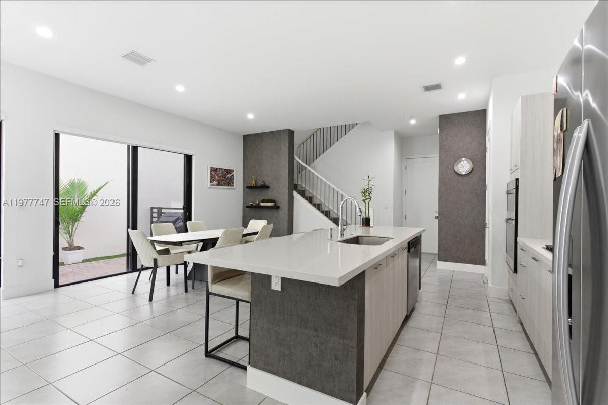 CANARIAS EAST - Residential