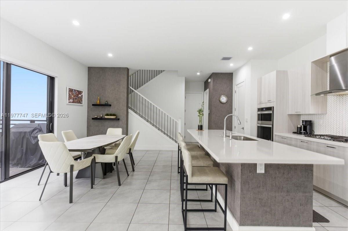 CANARIAS EAST - Residential