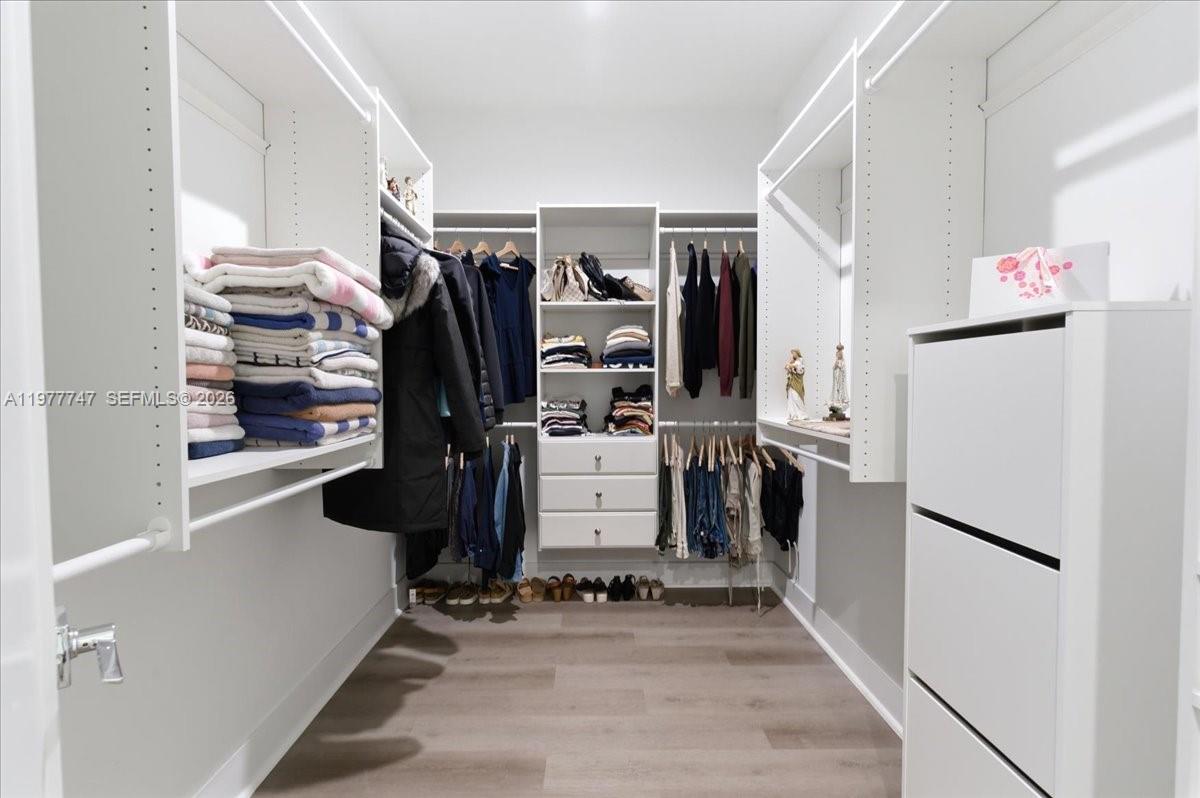 CANARIAS EAST - Residential