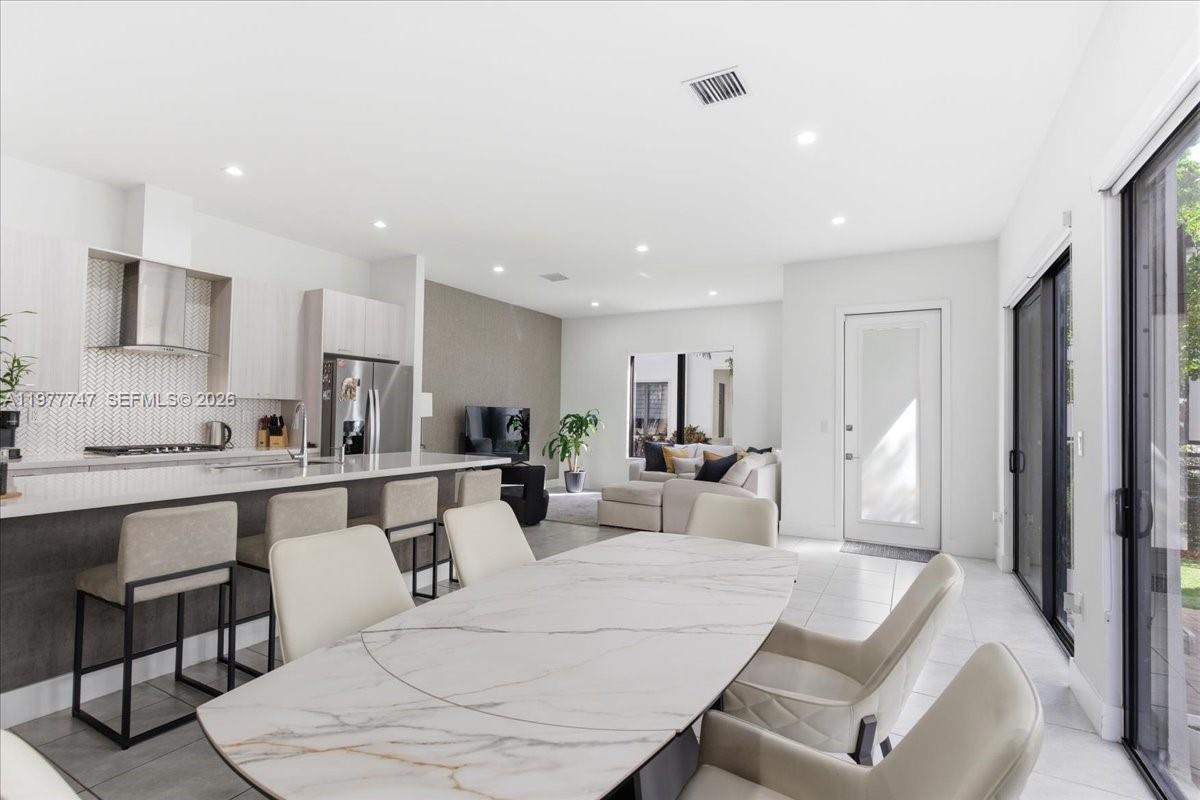 CANARIAS EAST - Residential