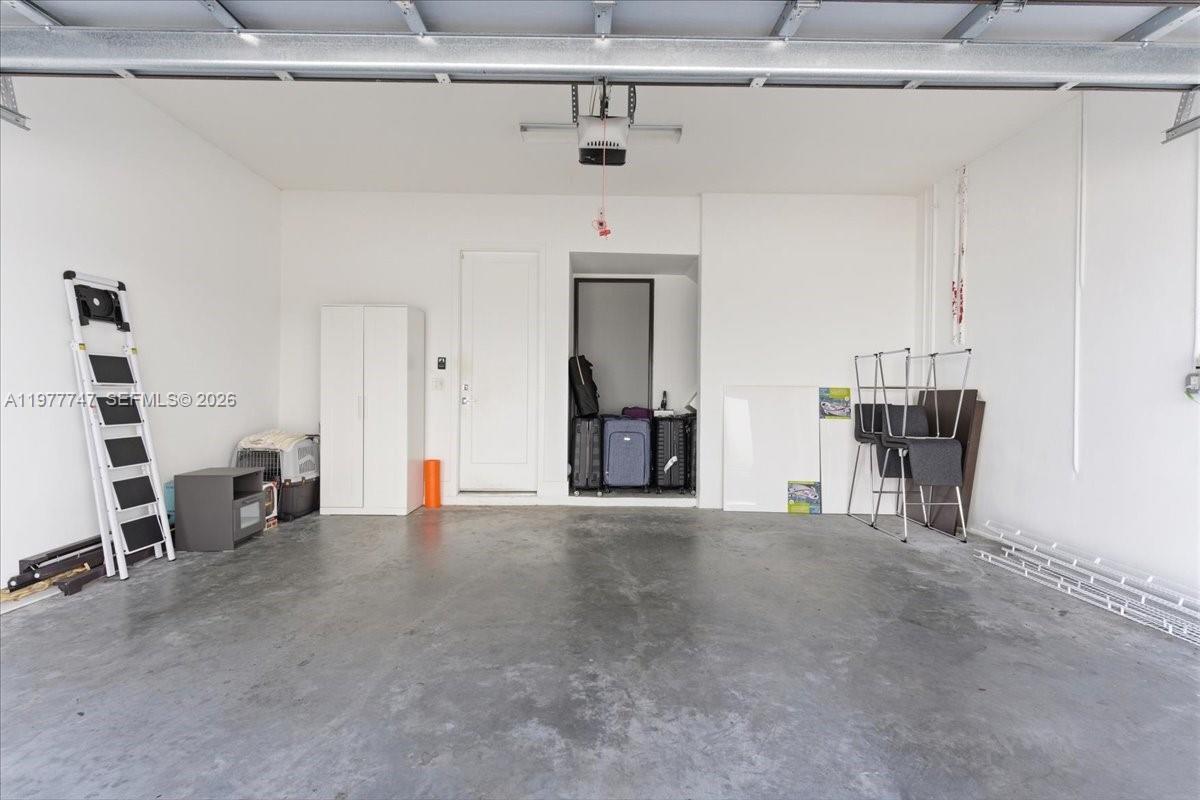 CANARIAS EAST - Residential