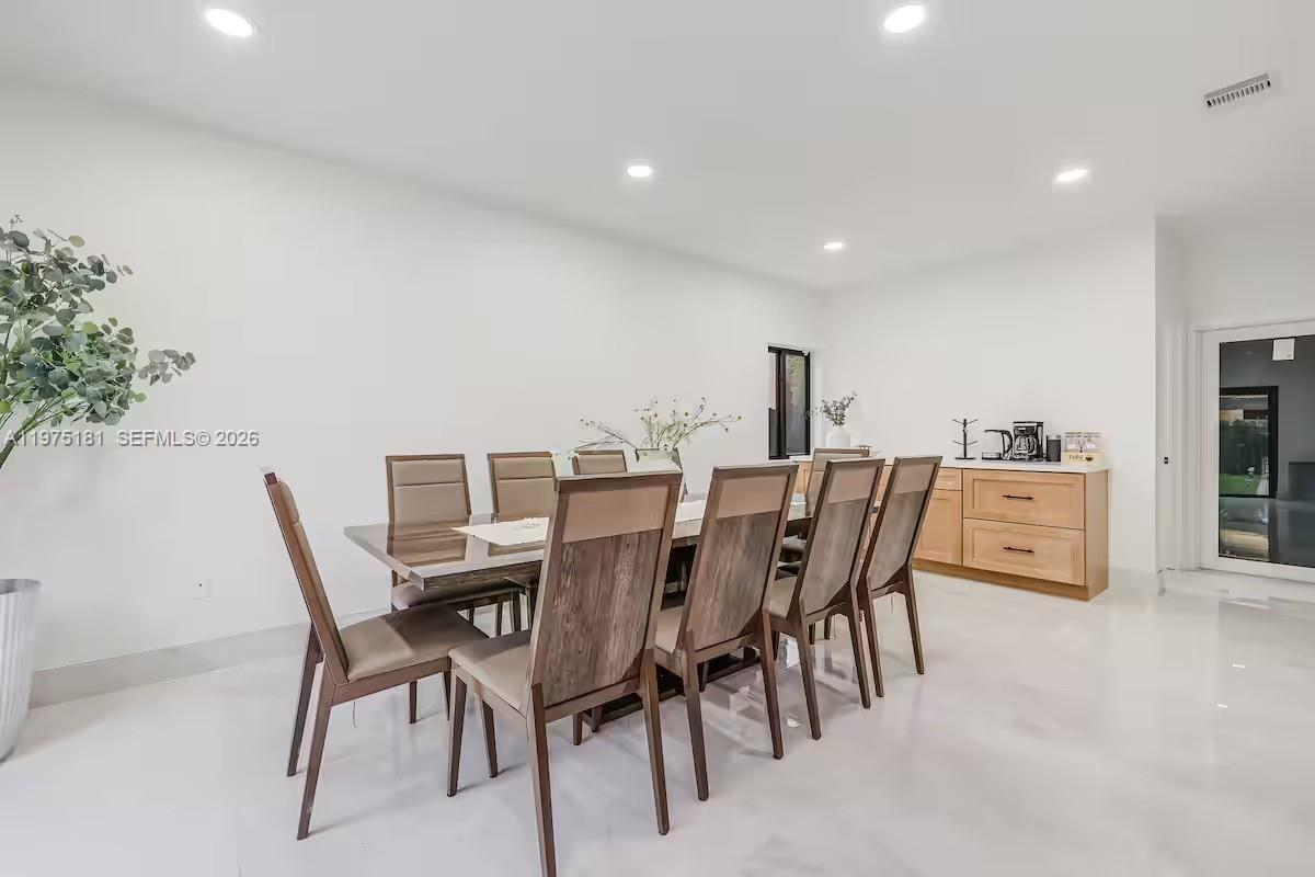 MILON VENTURE - Residential