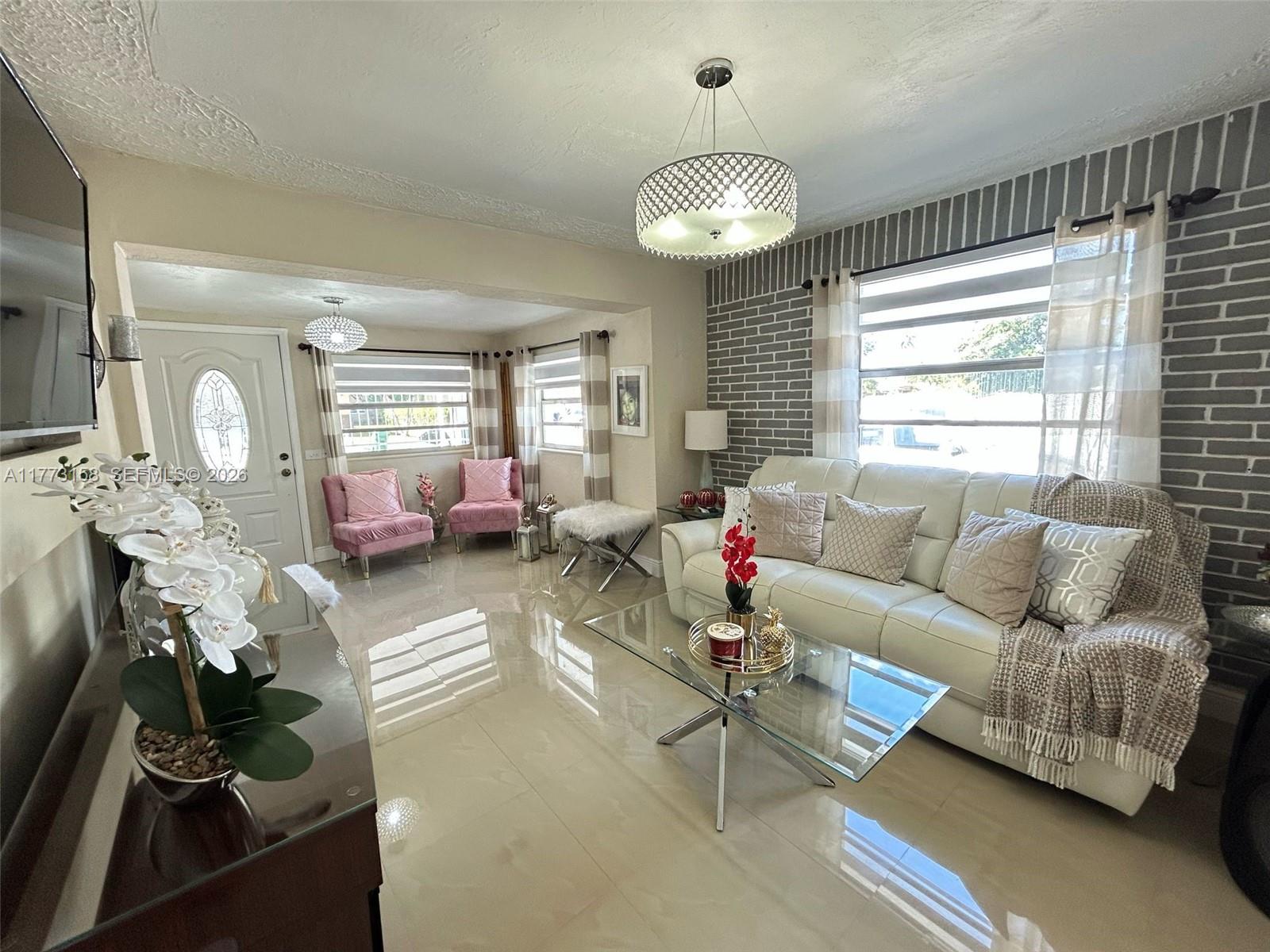 LITTLE RIVER FARMS - Residential